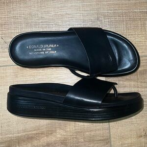 Donald J Pliner FiFi Sandal - Black 6.5